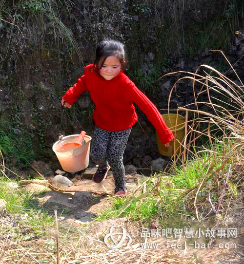 11歲微笑妹妹陳禮燕照顧病重父撐起一個(gè)家-平凡人不平凡的故事_平凡人感人小故事