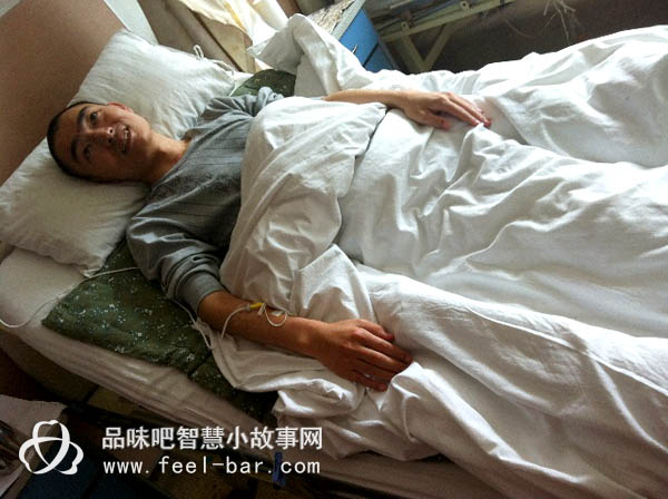 姐姐為癱瘓十五年的弟弟撐起一片天-平凡人不平凡的故事_平凡人不平凡_平凡人感人小故事