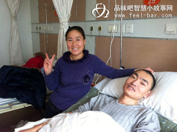 姐姐為癱瘓十五年的弟弟撐起一片天-平凡人不平凡的故事_平凡人不平凡_平凡人感人小故事
