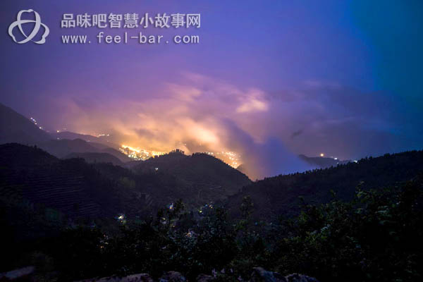 11歲微笑妹妹陳禮燕照顧病重父撐起一個(gè)家-平凡人不平凡的故事_平凡人感人小故事