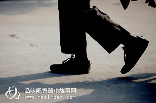 感動(dòng)中國(guó)的81歲賣煤翁陸松芳-平凡人不平凡的故事_平凡人不平凡_平凡人感人小故事