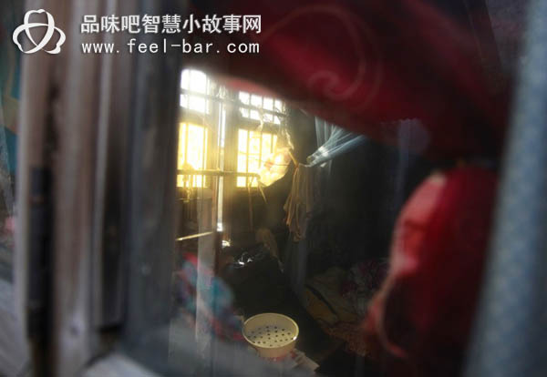 感動(dòng)中國(guó)的81歲賣煤翁陸松芳-平凡人不平凡的故事_平凡人不平凡_平凡人感人小故事