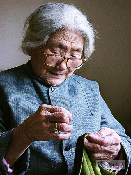 慈母手中線，游子身上衣-漫畫人生 哲理漫畫