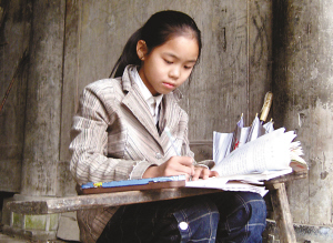 好好讀書和照顧好哥哥是小冬香的最大心愿